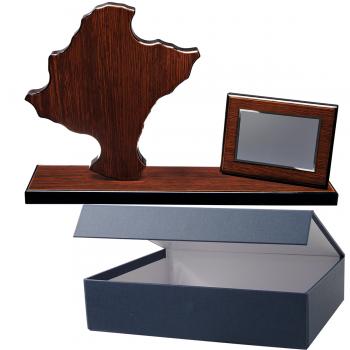 Mapa madera Navarra wengue con base alargada y placa (Frontal)