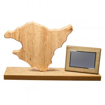 Mapa madera País Vasco roble natural con base alargada y placa (Frontal)