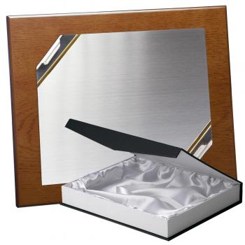 Kit placa de madera color roble avellana mate, aluminio y estuche sencillo, serie P148B-5A800 (Frontal)