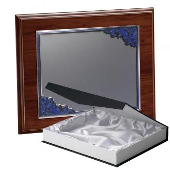 Kit placa de madera etimoe nogal, aluminio y estuche lujo, serie P220B-50470 (Frontal)