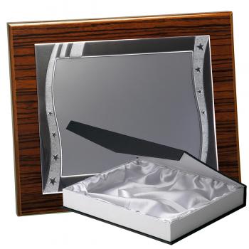 Kit placa de madera color zebrano nogal, aluminio y estuche lujo, serie P230B-50570 (Frontal)
