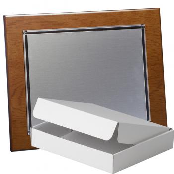 Kit placa de madera color roble avellana mate, aluminio y estuche sencillo, serie P400A-50880 (Frontal)