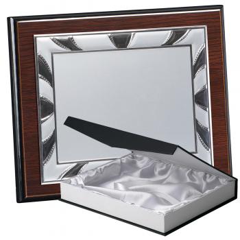 Kit placa de madera color wengue, aluminio y estuche lujo, serie P420B-50900 (Frontal)