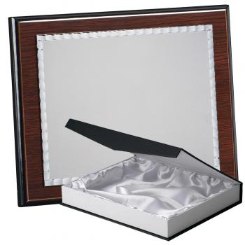 Kit placa de madera color wengue, aluminio y estuche lujo, serie P440B-50900 (Frontal)