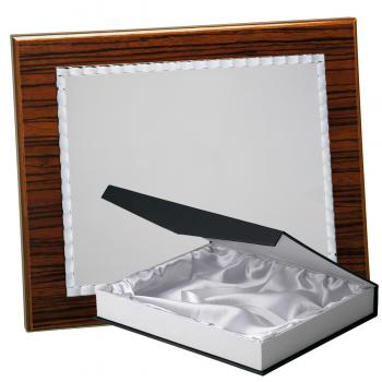 Kit placa de madera color zebrano nogal, aluminio y estuche lujo, serie P520B-50570 (Frontal)