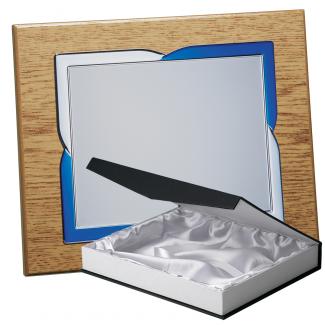 Kit placa de madera color roble natural, aluminio y estuche lujo, serie P200B-50890 (Frontal)