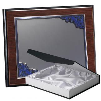Kit placa de madera color wengue, aluminio y estuche lujo, serie P220B-50900 (Frontal)