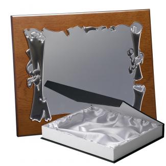 Kit placa de madera color roble avellana mate, aluminio y estuche sencillo, serie P300B-5A800 (Frontal)