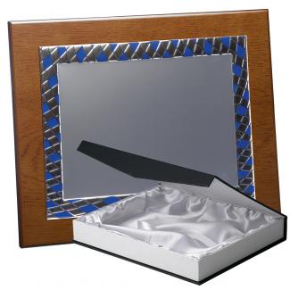 Kit placa de madera color roble avellana mate, aluminio y estuche lujo, serie P330B-50880 (Frontal)
