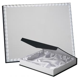 Kit placa de madera color negro mate, aluminio y estuche lujo, serie P440B-50120 (Frontal)