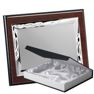 Kit placa de madera color wengue, aluminio y estuche lujo, serie P620B-50900 (Frontal)
